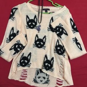 Material Girl Black Cat 3/4 Sleeve Cropped Sweater